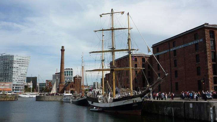 004 Albert Dock - Copy.webp