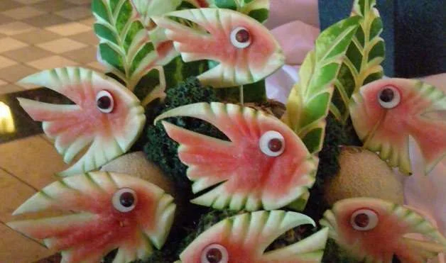 01-h-wd0709-watermelon-fish-2.webp