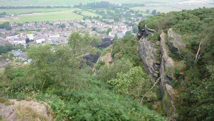 4 Helsby Village.webp