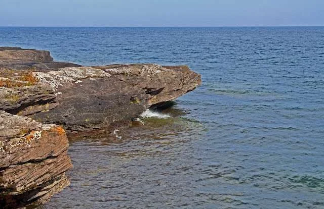 amazing rocks at Point Abbeye 2 pse.webp
