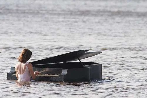 amazing_piano_05.webp