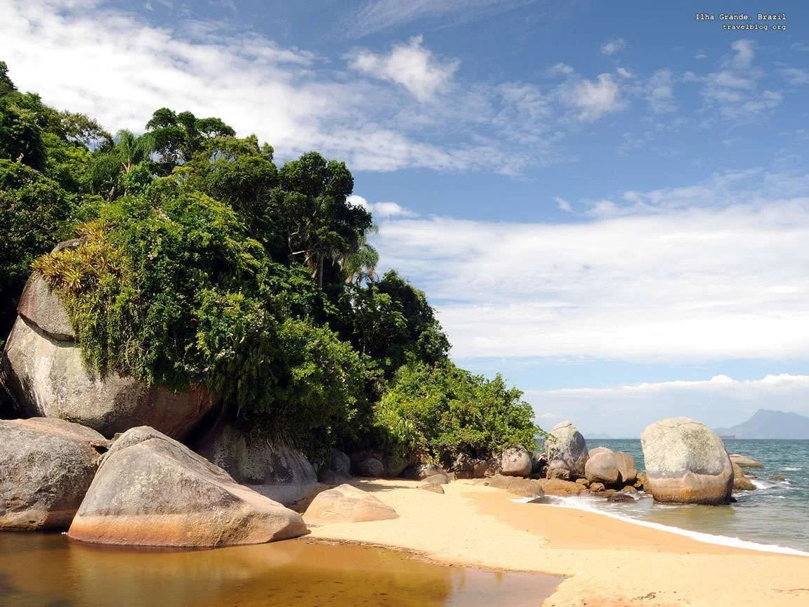 Beach-Wallpaper-2-723561.webp