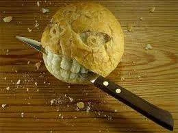 Bread knife.webp