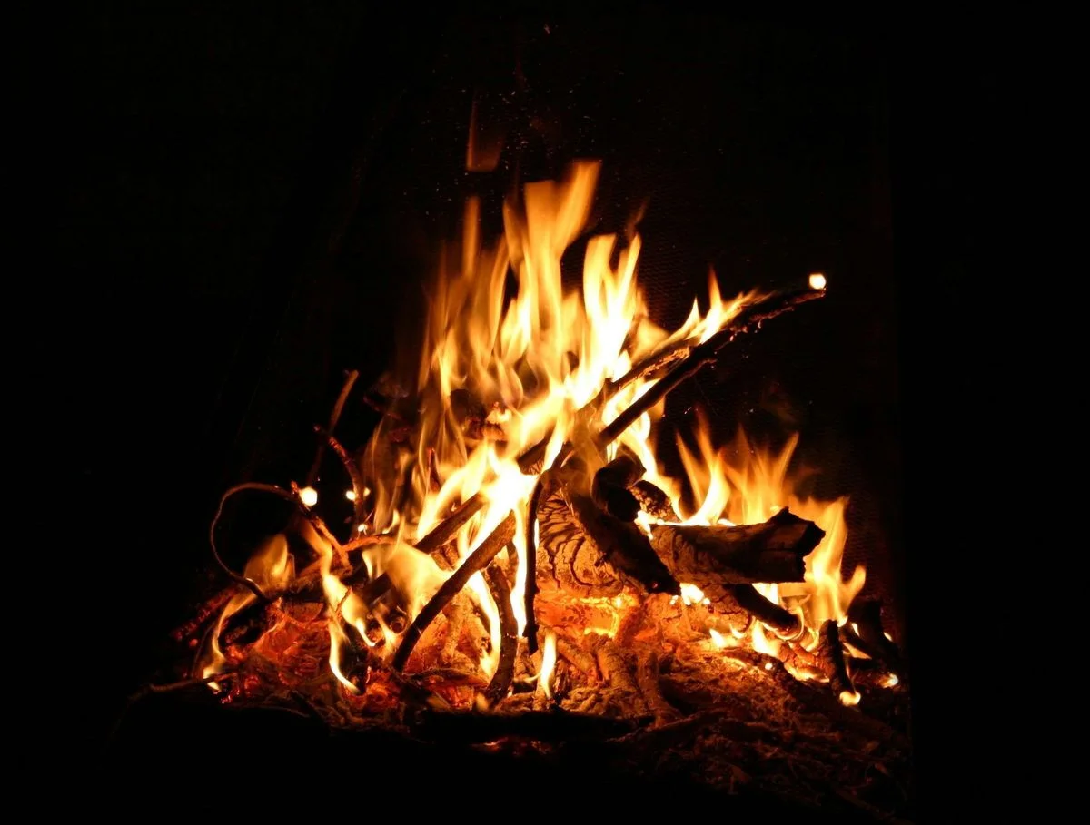 camp_fire.webp