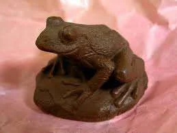 Choc frog 2.webp