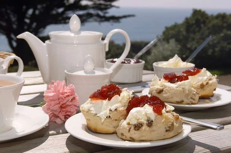 cream-tea.webp