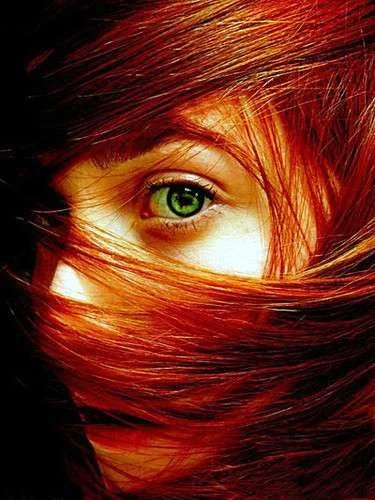 eyes,girl,hair,red,auburn,portrait-8504ce2dd4ab5c0b002c883b8df773c5_h.webp