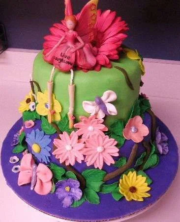 Fairy-and-Flowers-Cake.webp