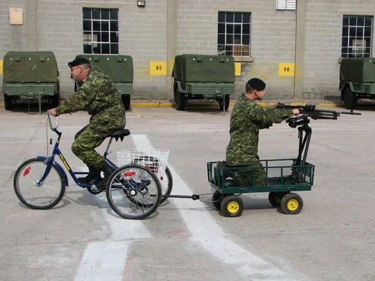 Funny-Army-04.webp
