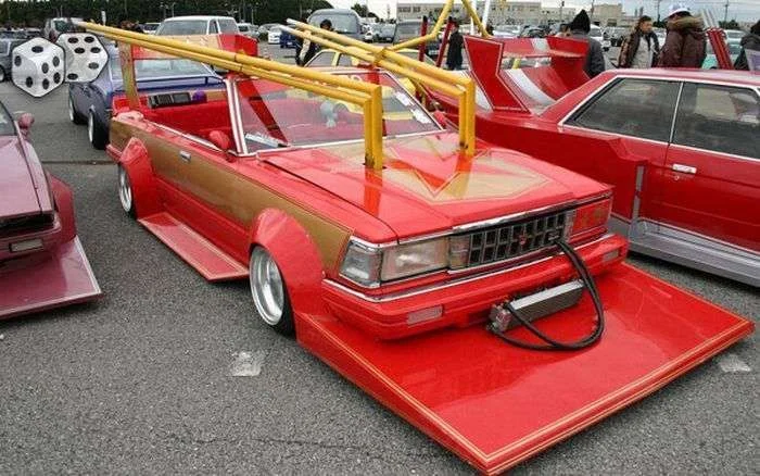funny_and_weird_vehicles_04.webp