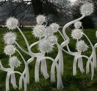 garden-sculptures.webp