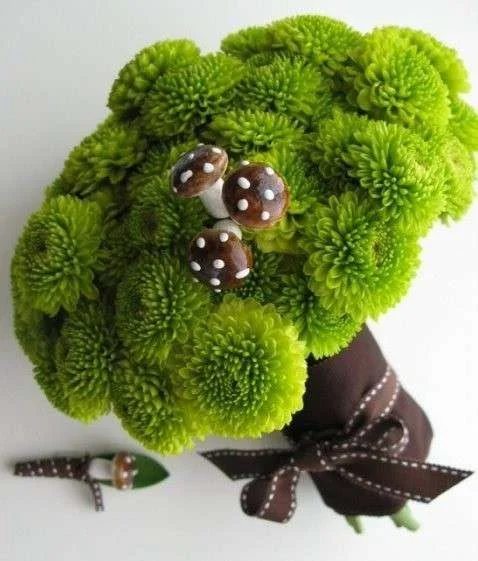 Green-Wedding-Flowers-Ideas-2.webp