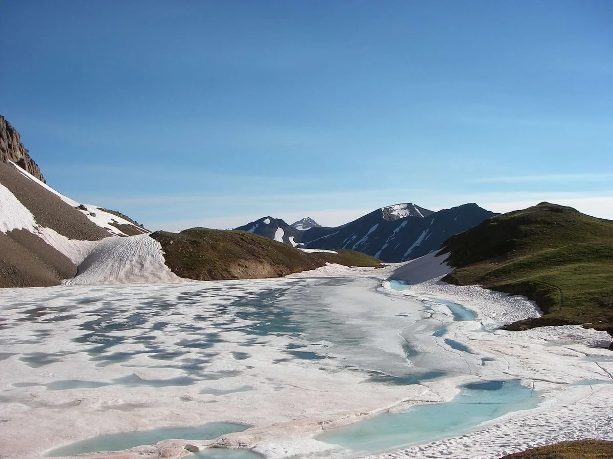 grizzly lake.webp