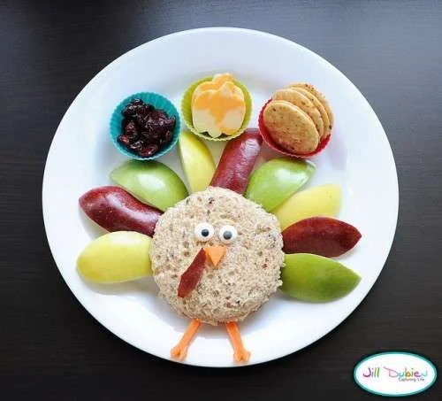 healthy thanksgiving lunch.webp