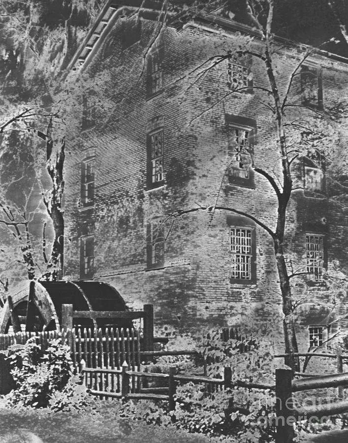historic-graue-mill-hinsdale-il-photographic-art-imagesasart-photos-and-graphics.webp