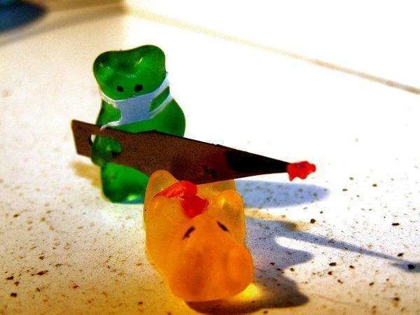 incredible-food-manipulation07.webp