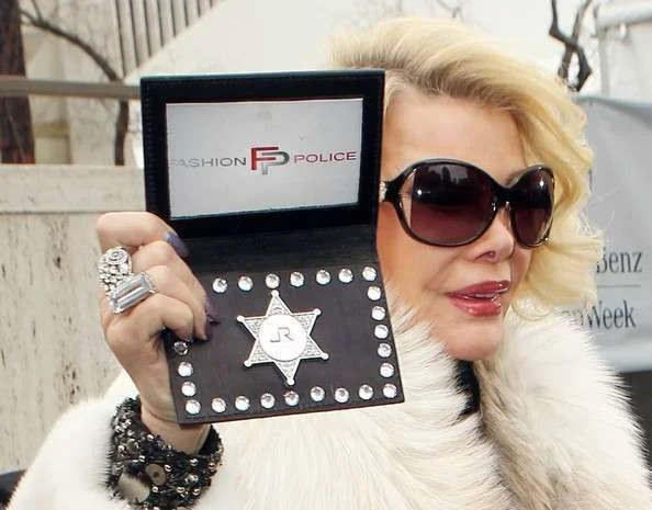 joanrivers-fashionpolice.webp