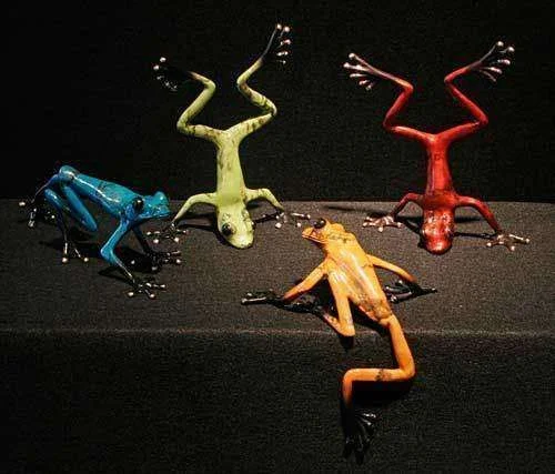 metal-work-frog-tree-frogs-11755702-500-427.webp