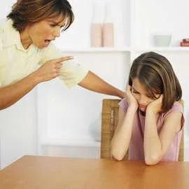 mom-yelling-at-kid2.webp