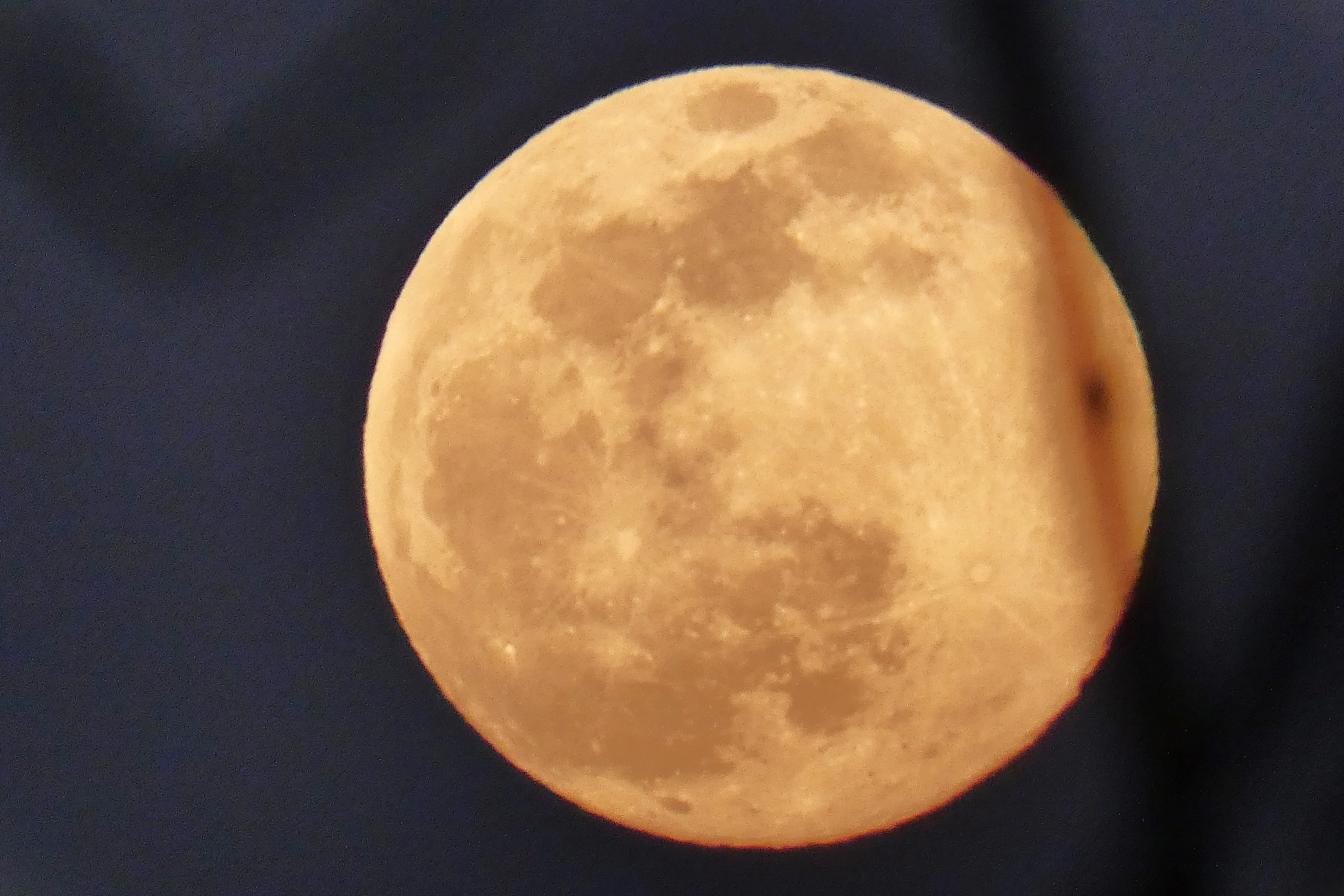 moon_2 03062023.webp