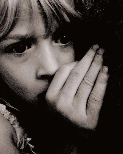 scared-child-alone-in-the-dark.webp
