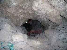 thumbnail.xlarge.1.1273600627.denis-in-the-tight-space.webp