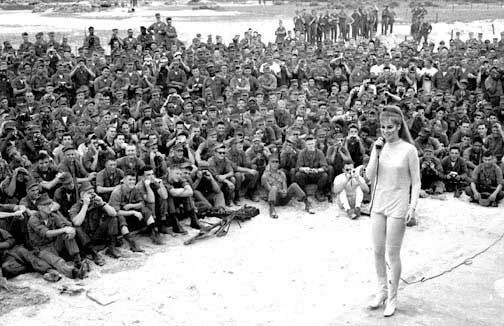 USO show of Ann Margret.webp