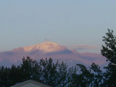 our first snow1 9-9-06.webp