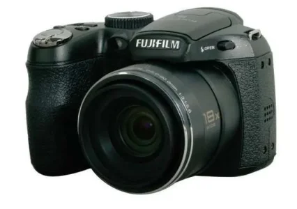 Fujifilm Finepix S1800-18xzoom-28mm wide angle.webp