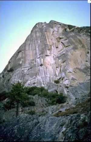 1-yosemite-prow.webp