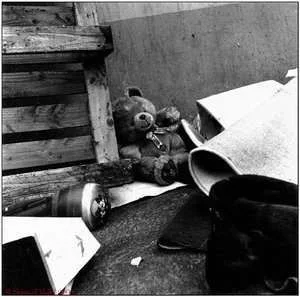 an_abandonned_teddy_bear_by_ethankurgan75.webp