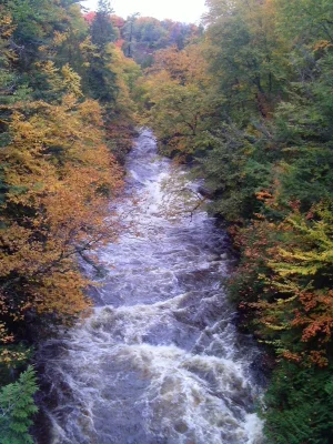26 sept 10 rivière St-Charles direction vers la Chute Kabir Kouba.webp
