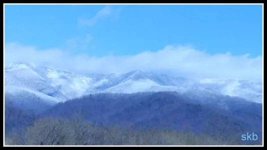 Snow Topped Mountains.webp Snow Topped Mountains.webp