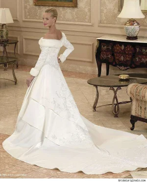 winterweddingcoat2.webp