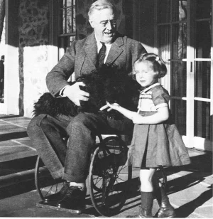 Rooseveltinwheelchair.webp Rooseveltinwheelchair.webp