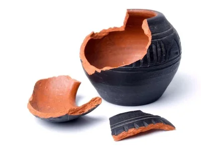 broken-pot.webp