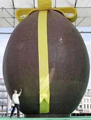 Record-Biggest-Chocolate-Easter-Egg-Belgium-01.webp