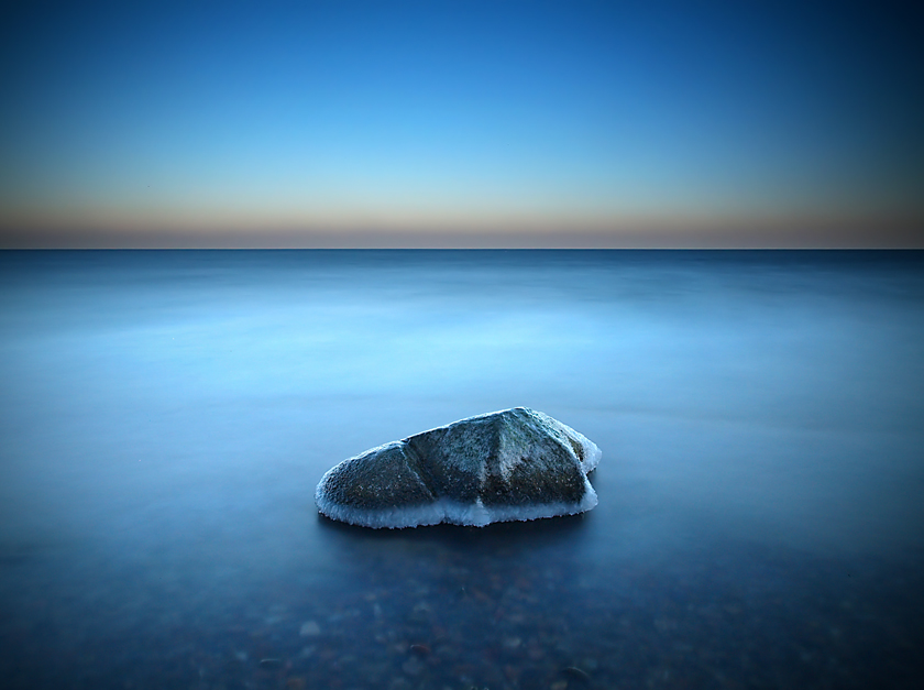 Solitude_by_L337m4st3r.jpg